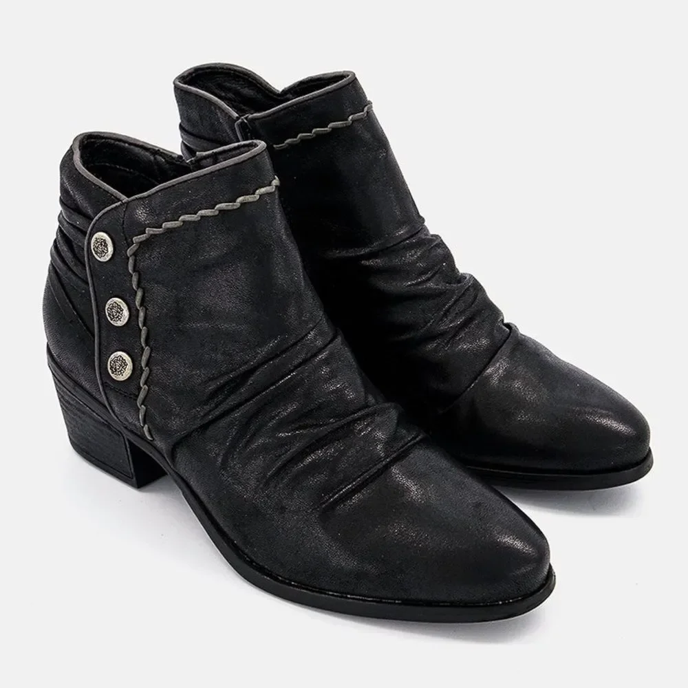 Baretraps Bethany Black Faux Leather Side Zip Almond Toe Ankle Bootie Boots  7.5